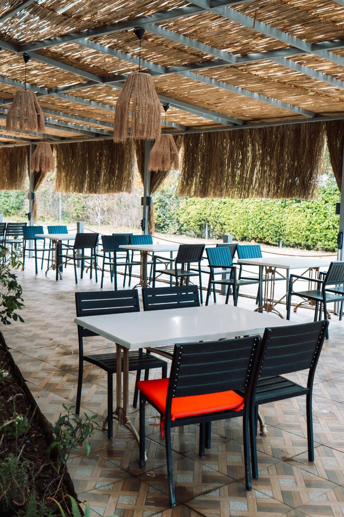 Beso Beach Hotel 아그바 외부 사진