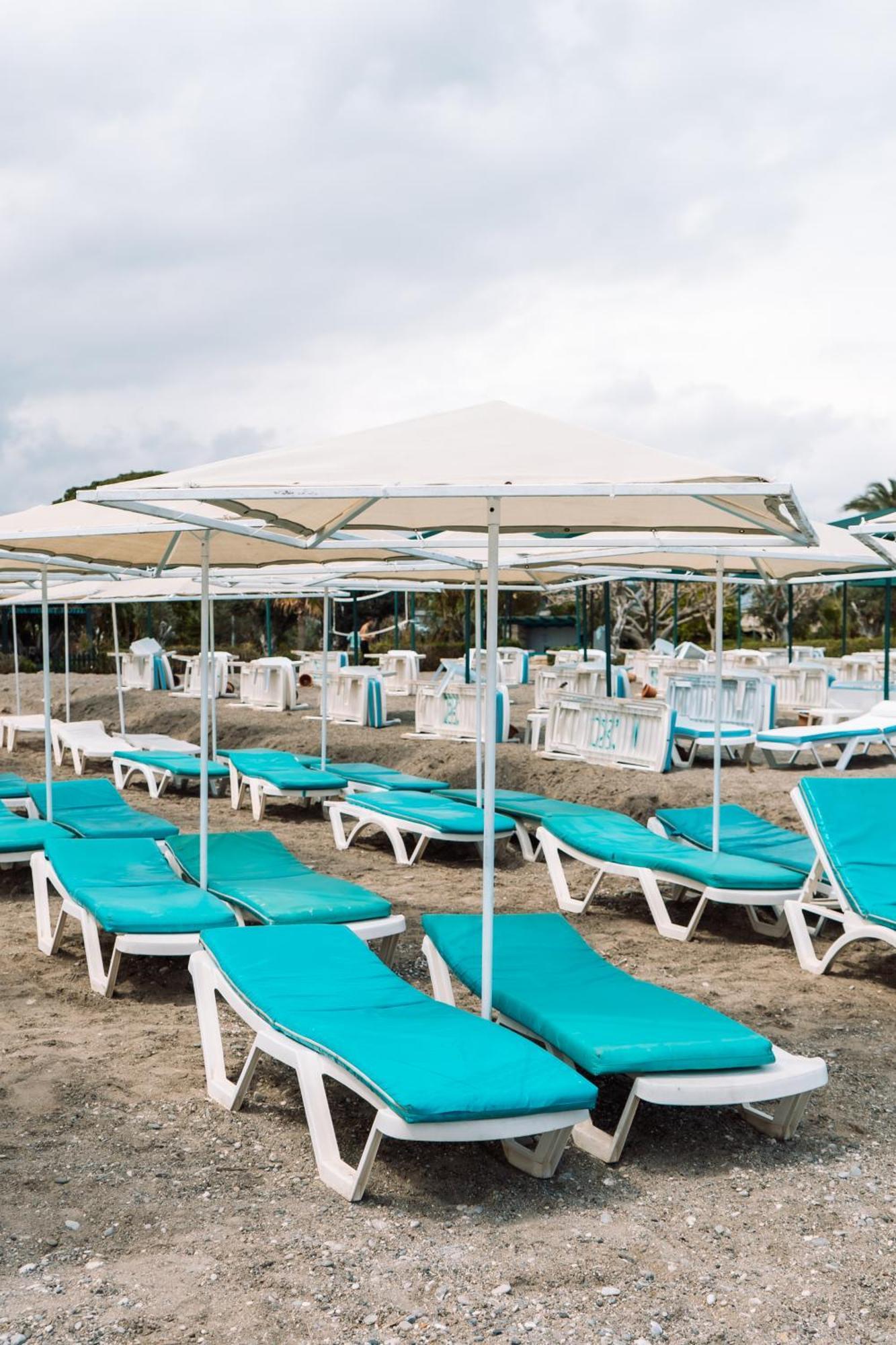 Beso Beach Hotel 아그바 외부 사진