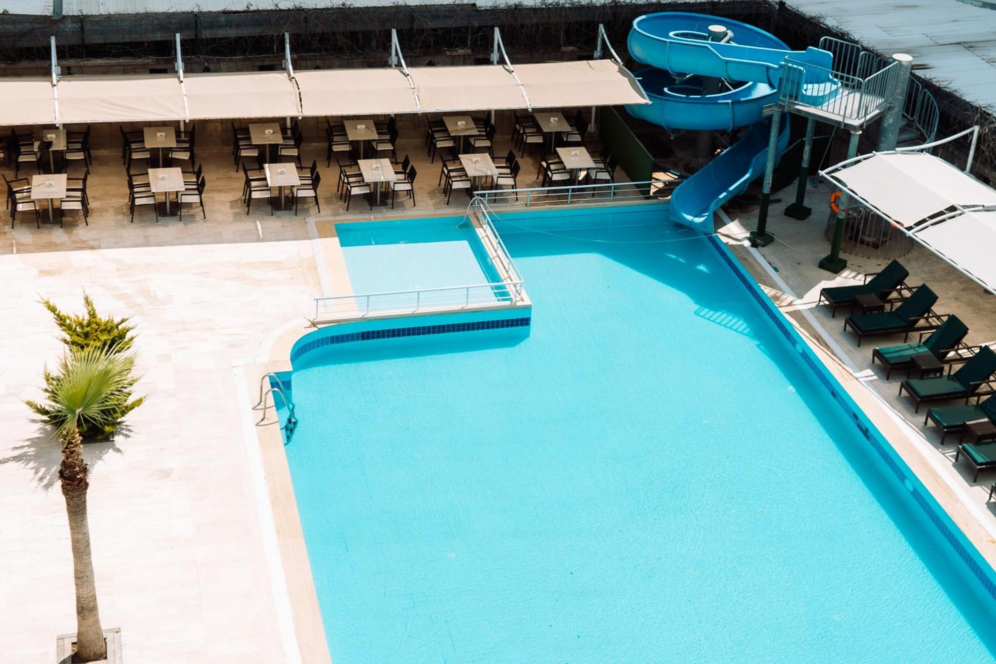 Beso Beach Hotel 아그바 외부 사진